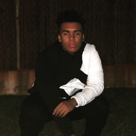 victor_ynirio